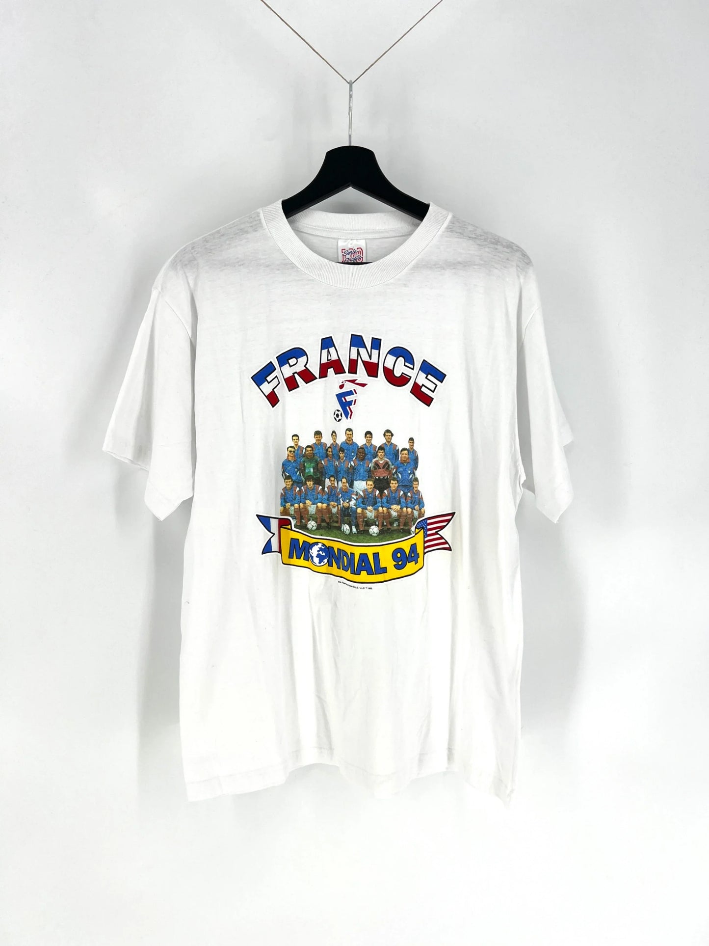 Vintage Graphic T-shirt - M