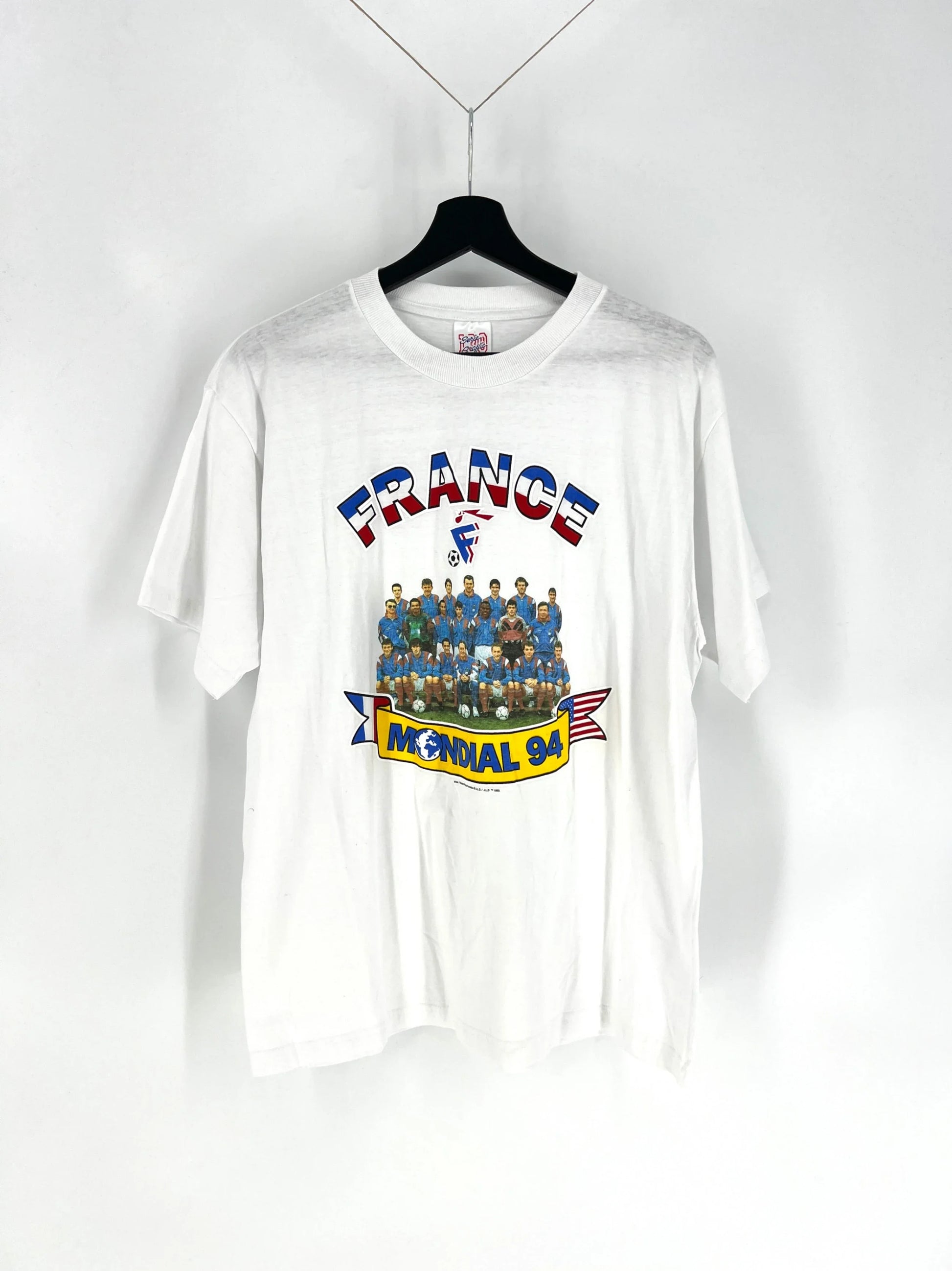 Vintage Graphic T-shirt - M