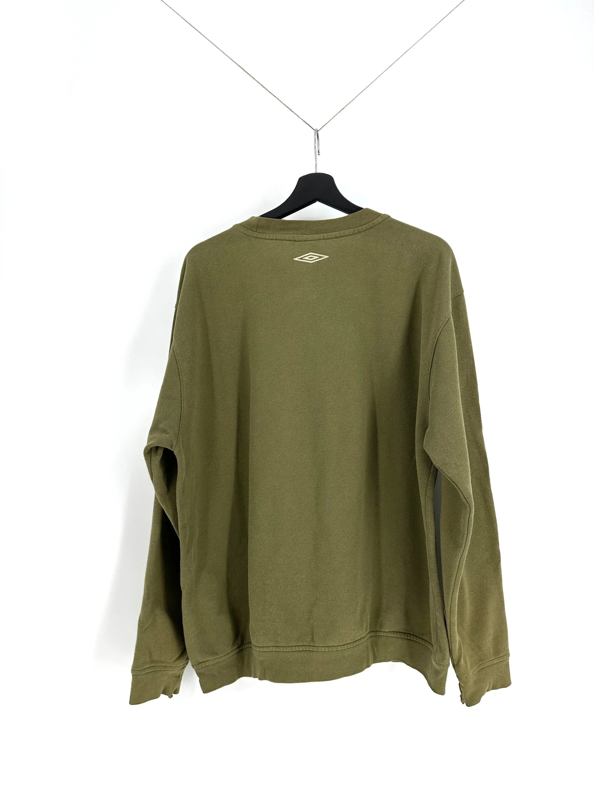Vintage Umbro Sweatshirt - L