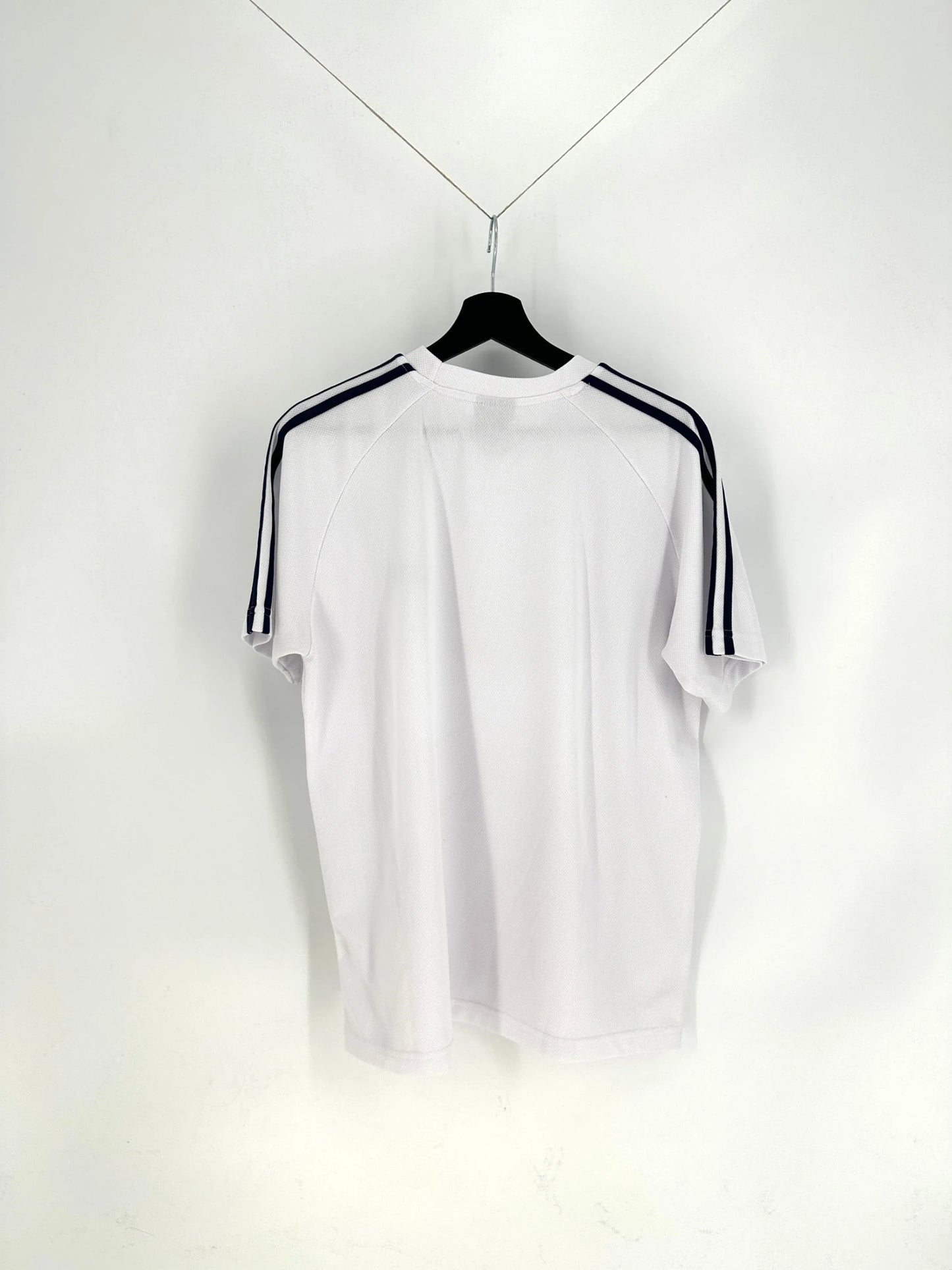 Vintage Adidas T-shirt - M