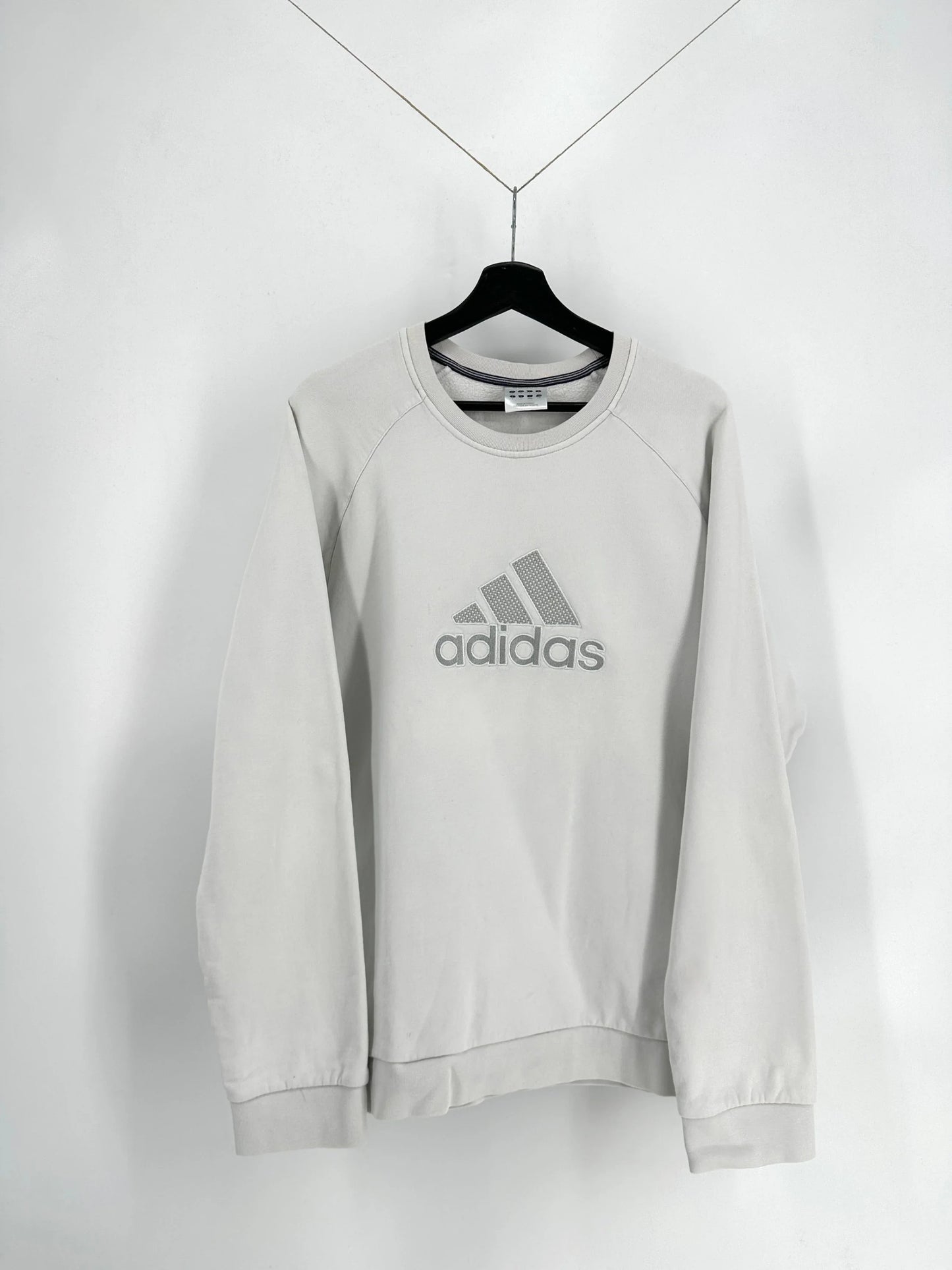 Vintage Adidas Sweatshirt - L